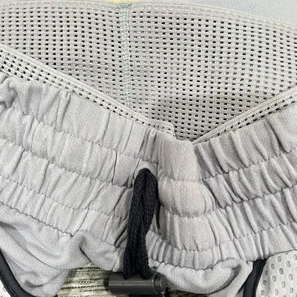 Gymshark Movement Mesh Ankle Crop Jogger Sweatpants Lilac Gray Women's Small - Picture 3 of 4